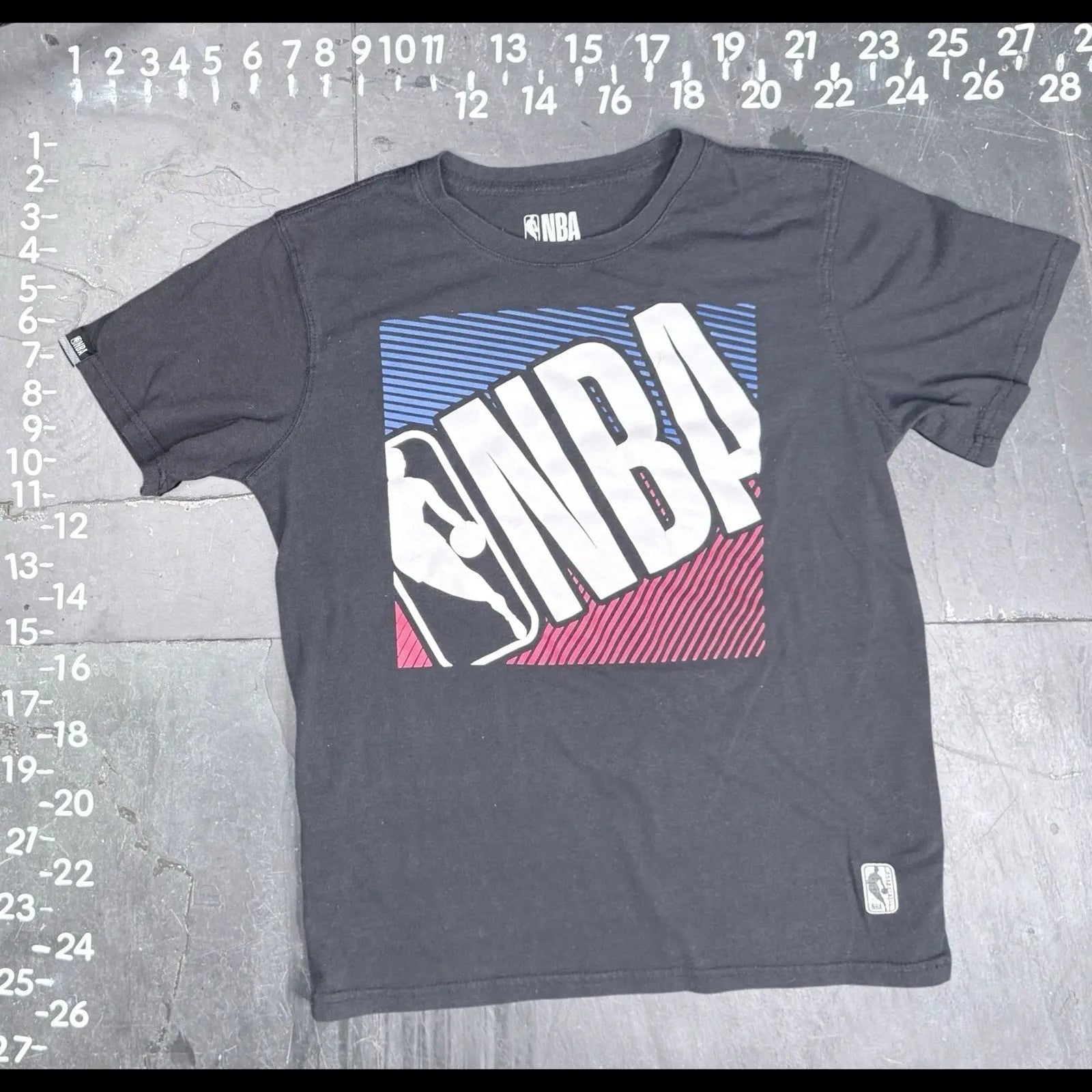 NBA Boys Logo Short Sleeve Graphic T-Shirt Black Youth Size XL (18-20) NBA
