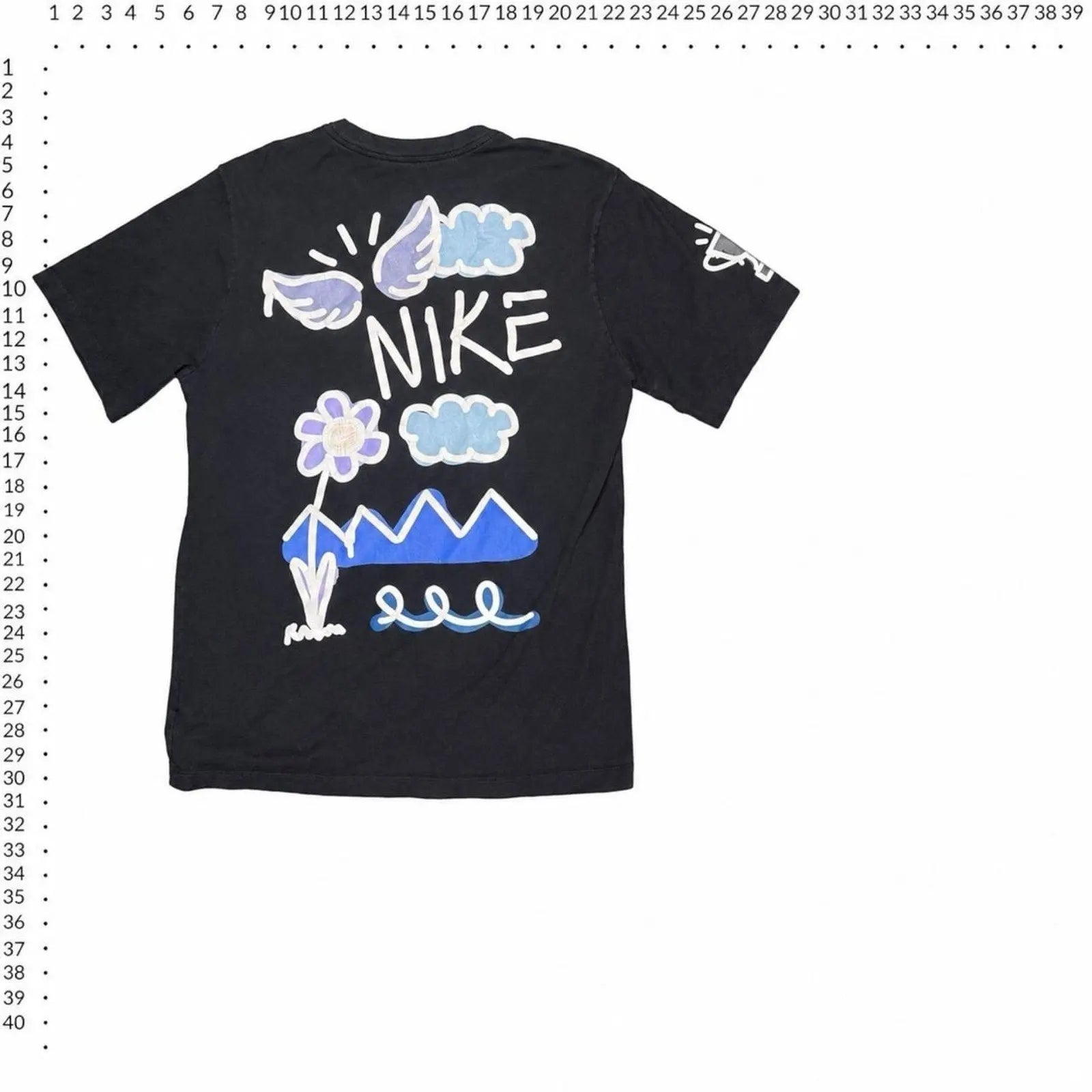 Nike graphic t shirt black size Nike