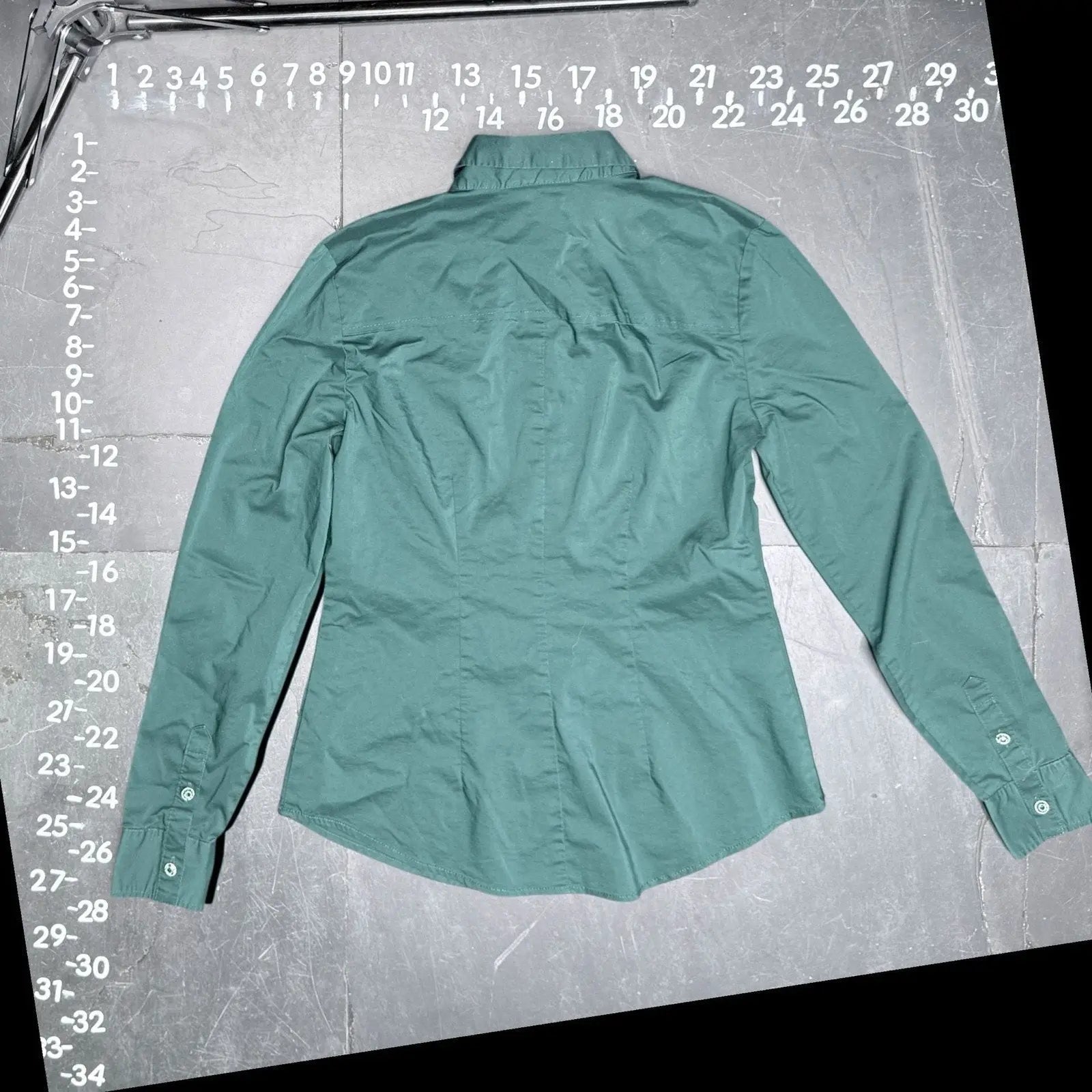 New York & Company 7th Avenue Design Studio Teal Button Down Long Sleeve Shirt X New York & Company