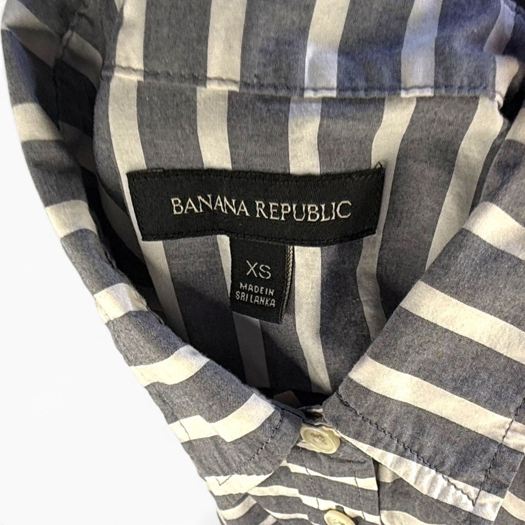 Banana Republic Grey and White Striped Cotton Button Down Shirt Size XS