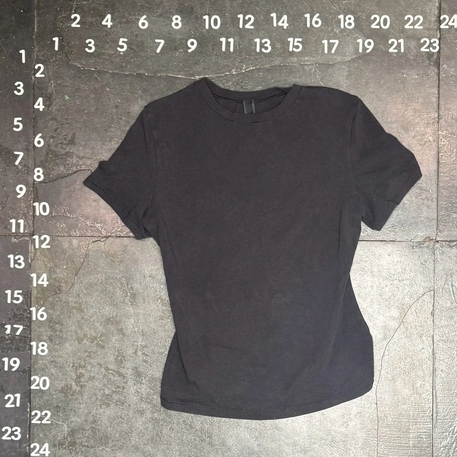 SKIMS Cotton Jersey Crew Neck T-Shirt - O.M.T.HRIFT