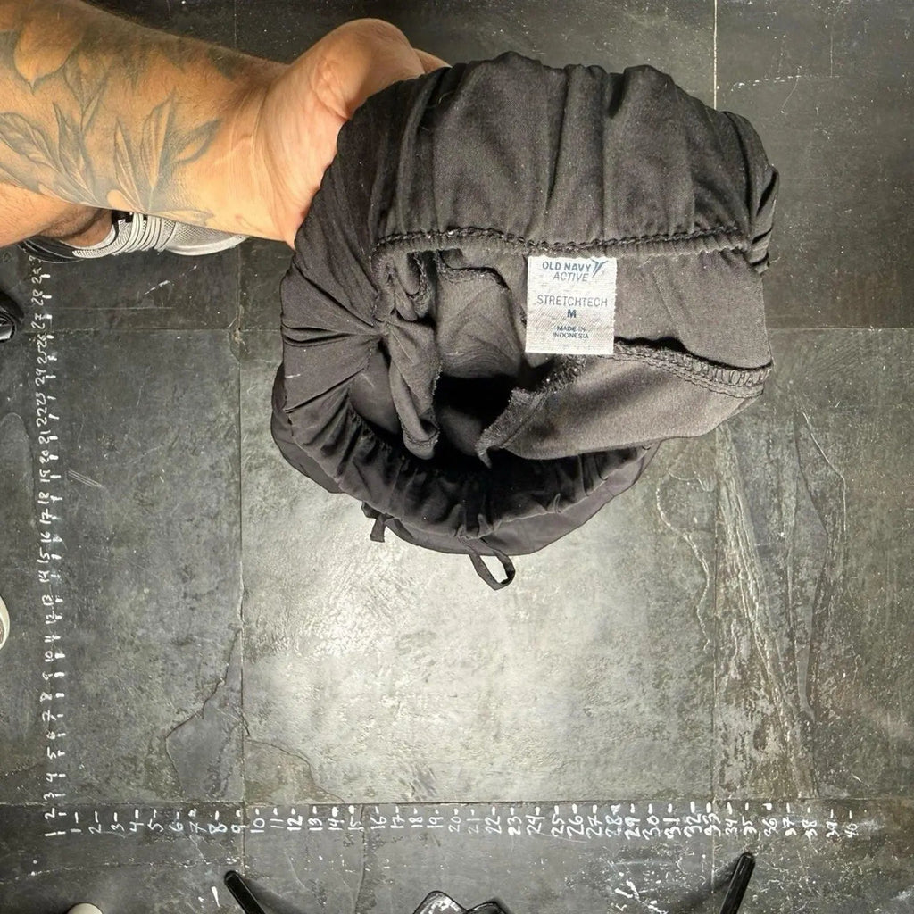 Old navy active stretchtech cargo Old Navy