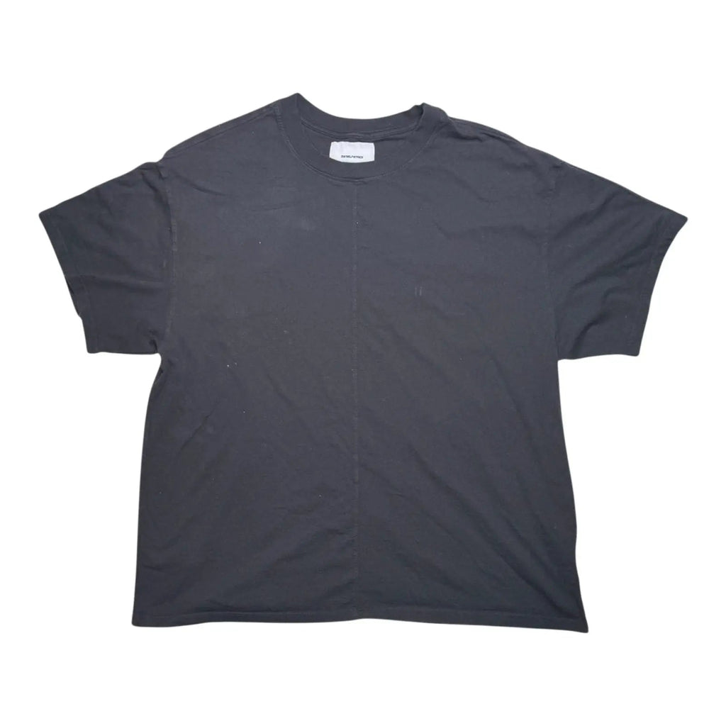 T-shirts Fear of God Essentials 90's Short Sleeve Tee Jet Black (125SP254470F-86 Fear of God Essentials