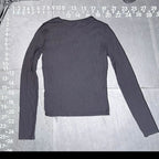 Hollister Gray Ribbed Long Sleeve Graphic Crop Tee Small Hollister Co.