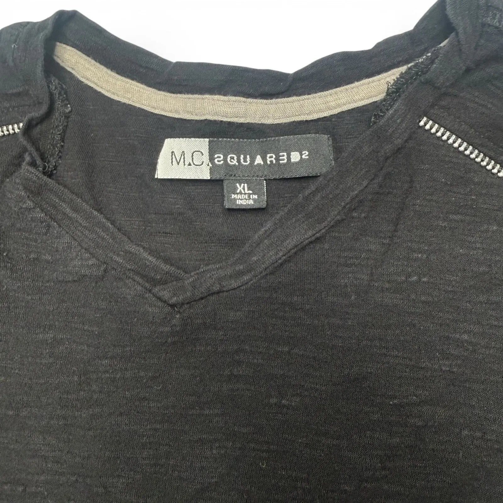 M.C.2 Black 100% Cotton V-Neck Pocket T-Shirt with Zipper Detail Size XL M.C.2