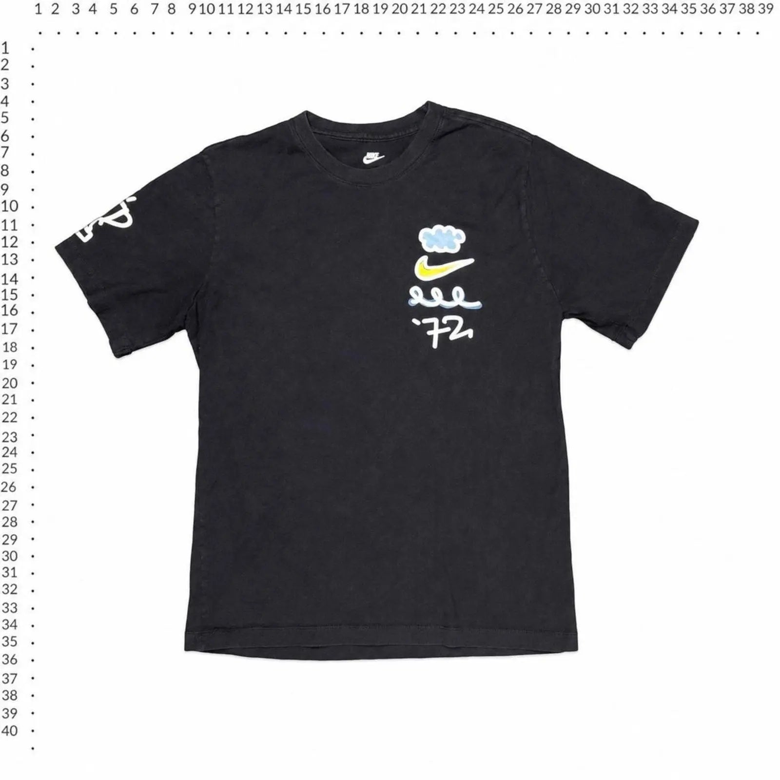 Nike graphic t shirt black size Nike