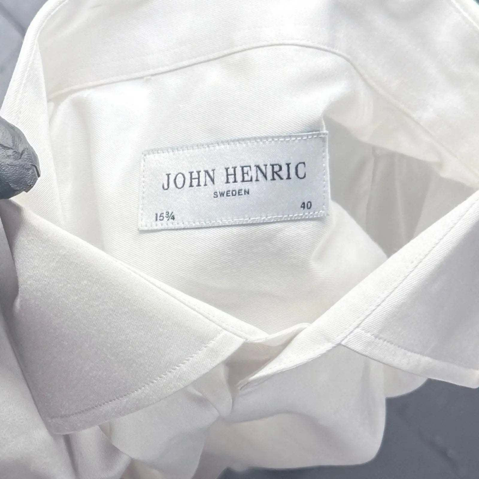 John Henric White Cotton Dress Shirt Size 15.75 / 40 John Henric