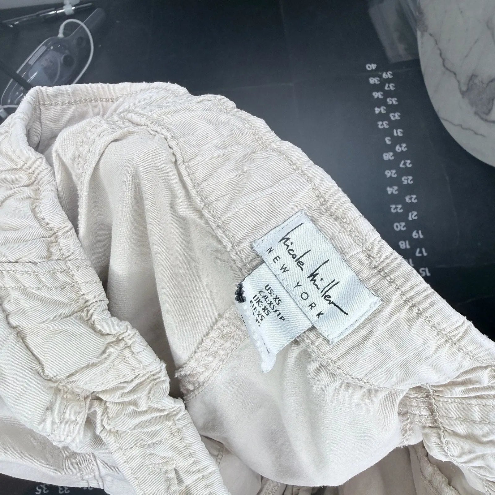 Nicole Miller New York Beige Drawstring Jogger Pants Nicole Miller