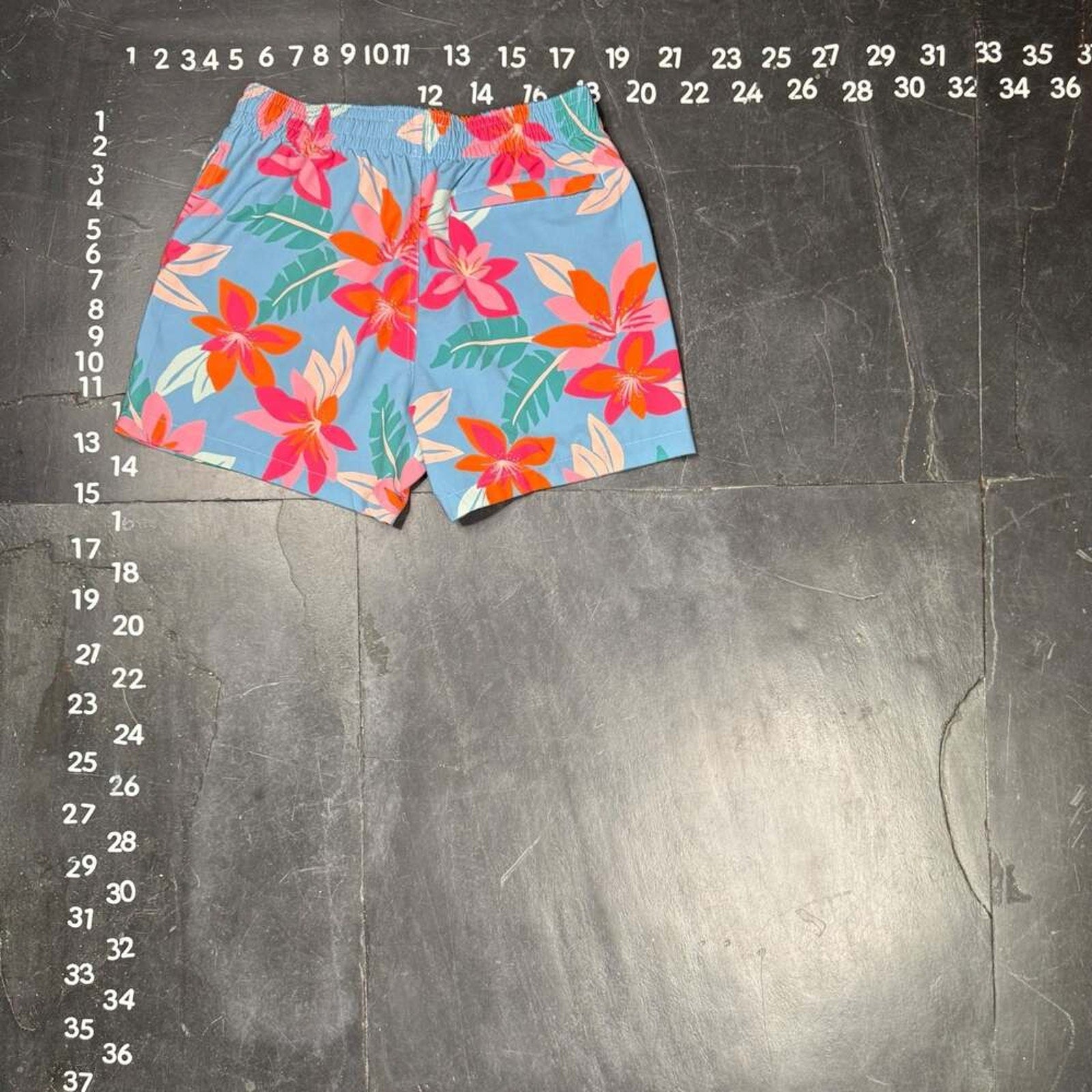 Duvin Design Floral Print Swim Trunks Size Small