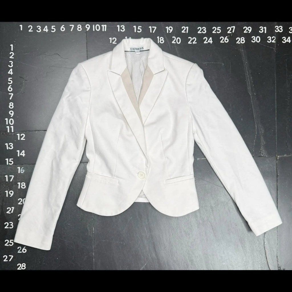 Express White Single Button Blazer with Contrast Lapel Size 0 Express