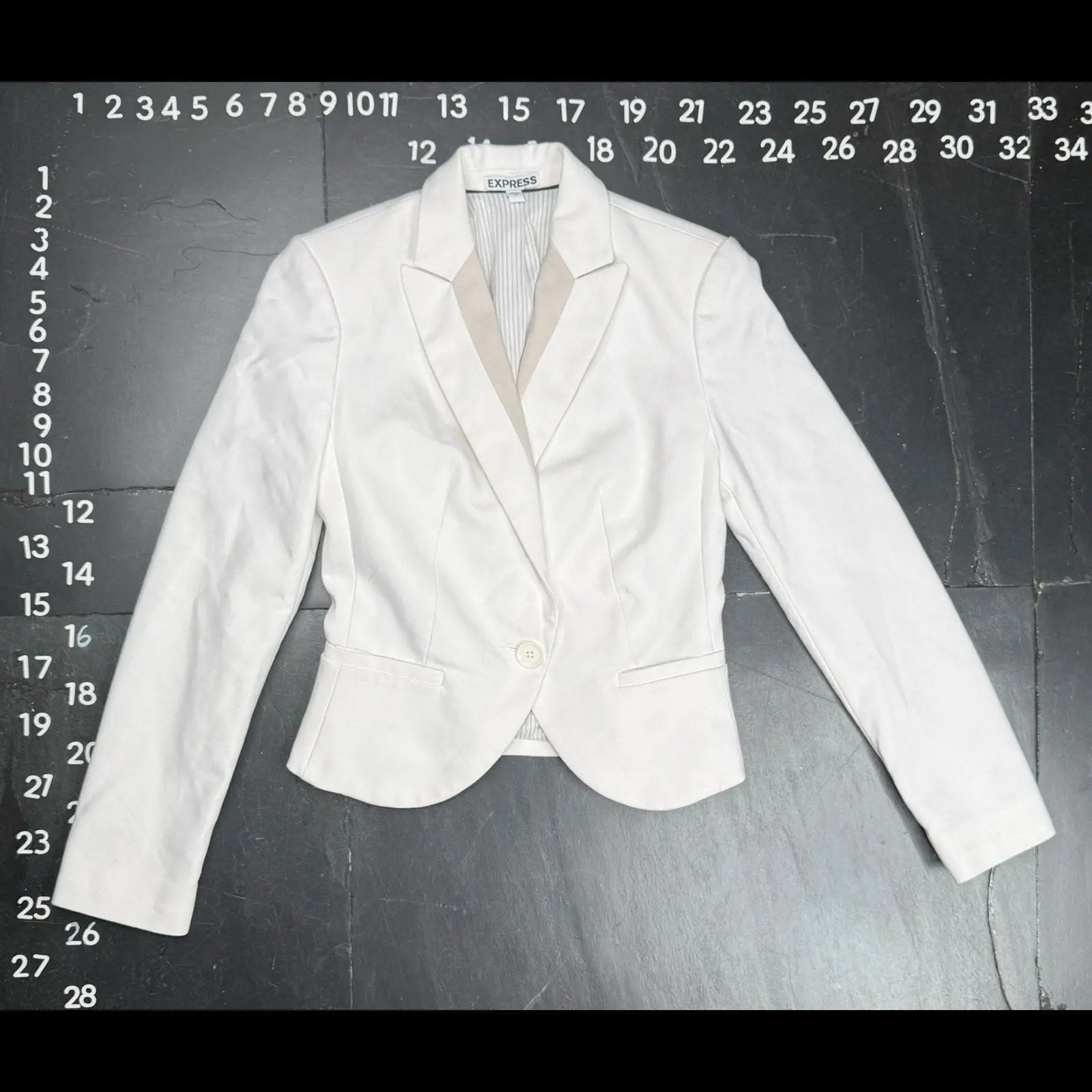 Express White Single Button Blazer with Contrast Lapel Size 0 Express