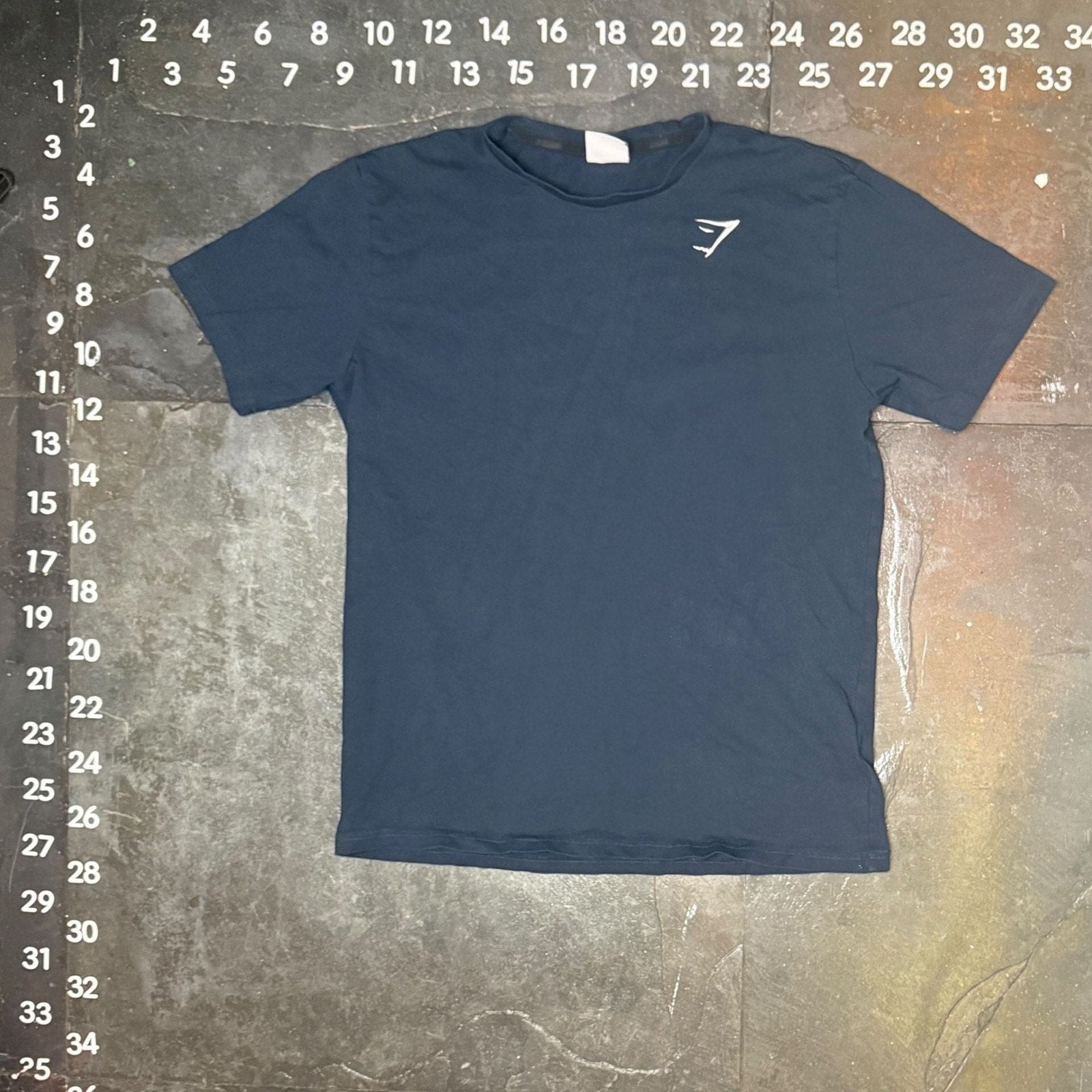 Gymshark Crest Short Sleeve T-Shirt in Navy