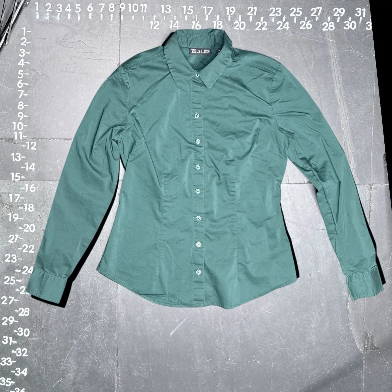 New York & Company 7th Avenue Design Studio Teal Button Down Long Sleeve Shirt X New York & Company