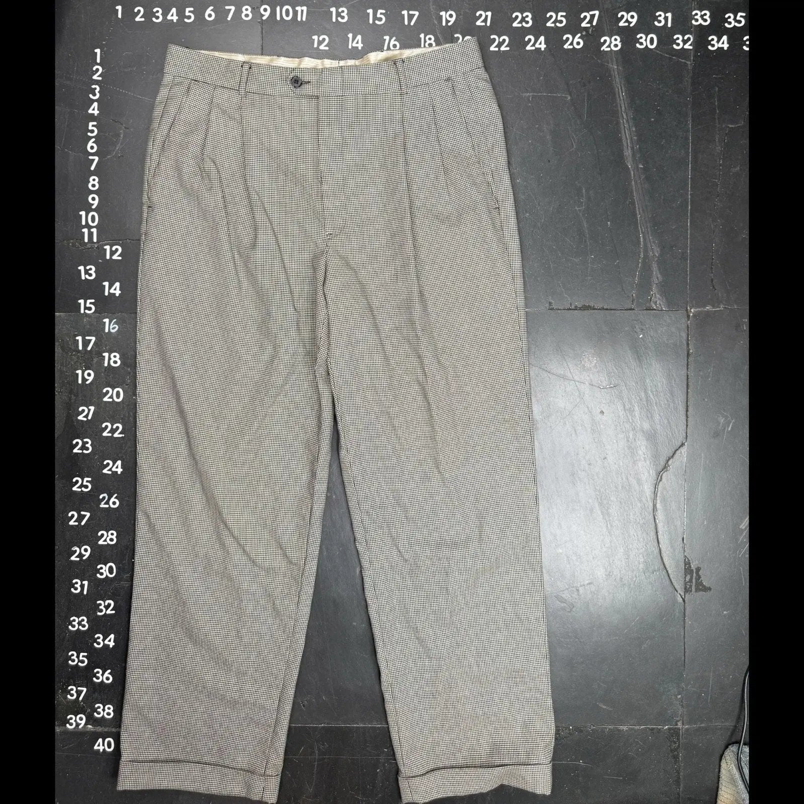 Saks Fifth Avenue Men's Pleated 100% Wool Micro-Check Trousers Size 35x28 Saks Fifth Avenue