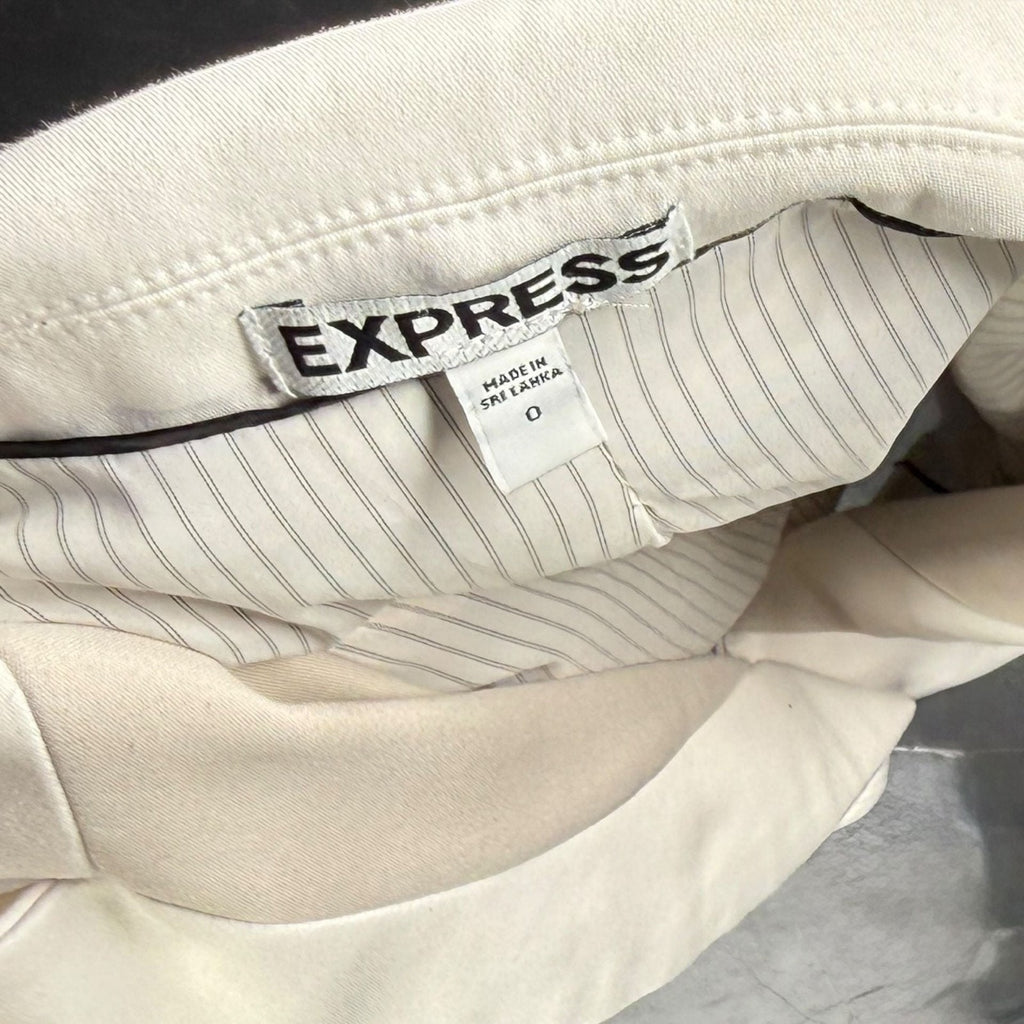 Express White Single Button Blazer with Contrast Lapel Size 0